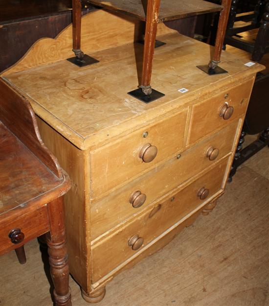 Pine chest of drawers